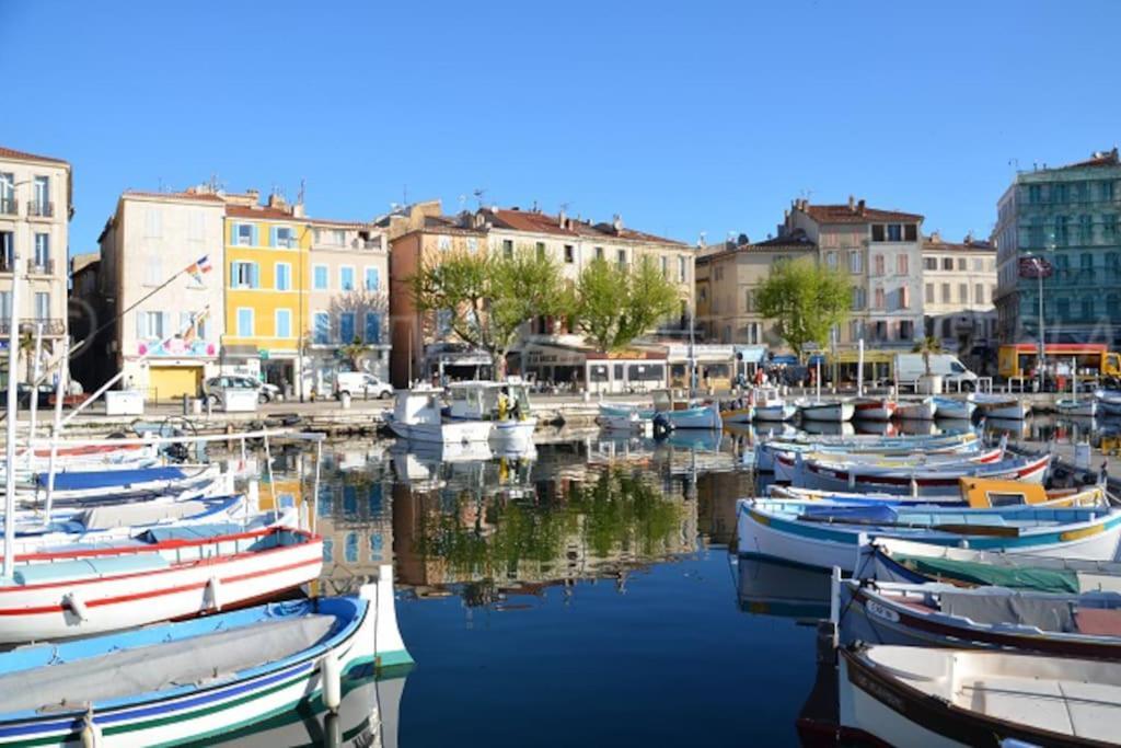 Blue Summer Vibes Duplex Studio For 4P, Ac, Sea View, Parking, Beach At 50M, Spa Access -3 La Ciotat Eksteriør billede
